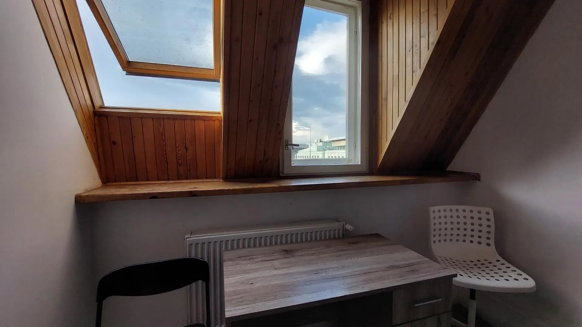 Centrum Lwowska Warsaw Guest house